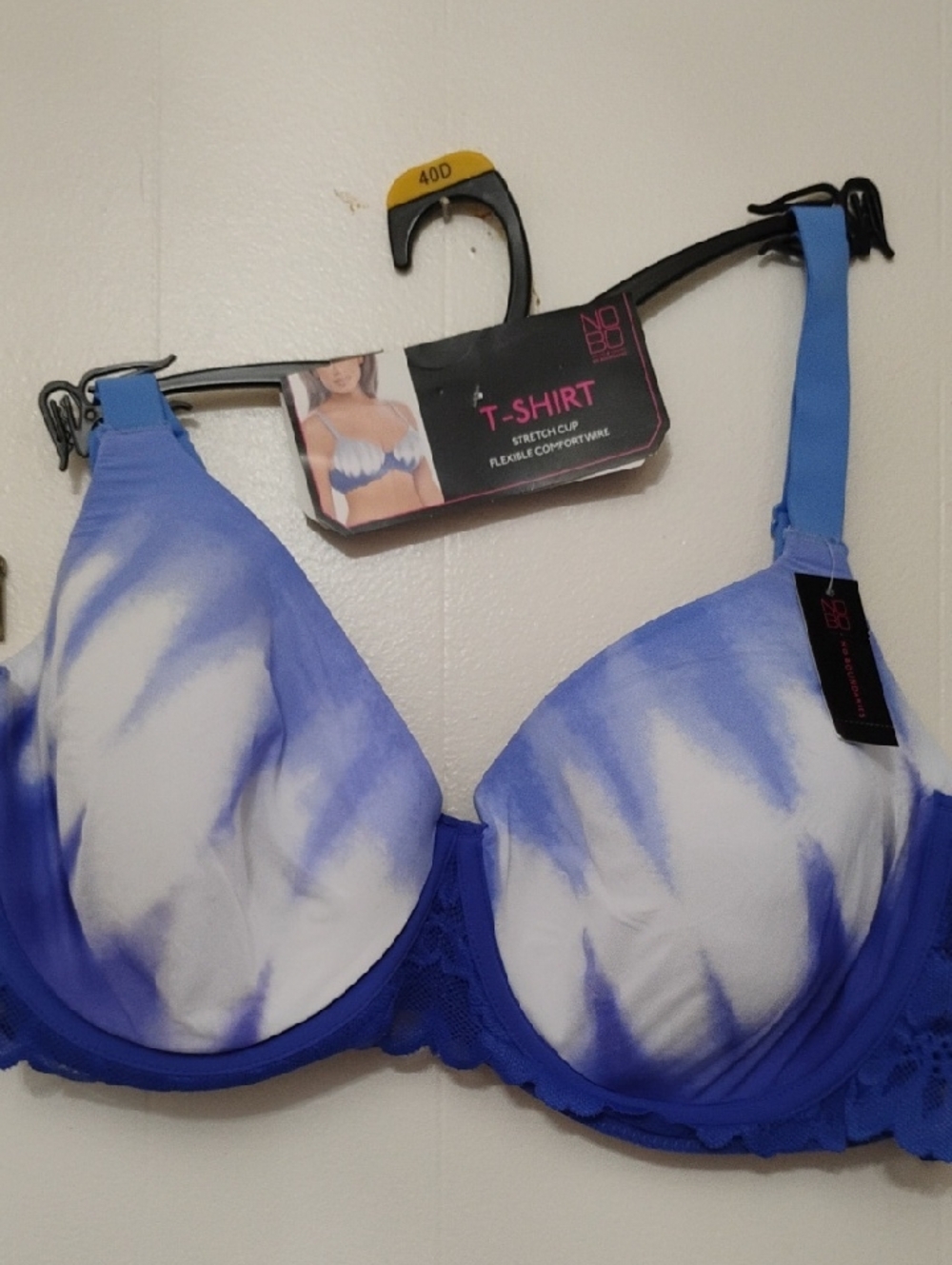 No Boundaries Lace Tee Shirt Bra – NWT
